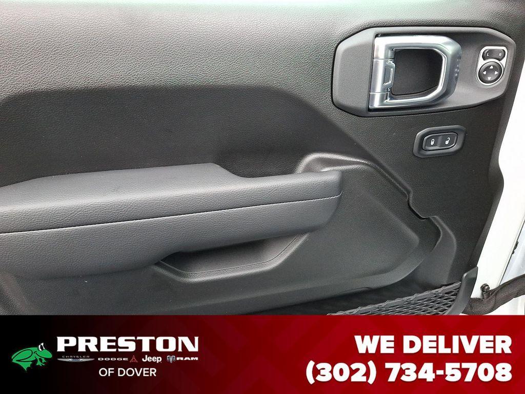 new 2026 Jeep Wrangler car, priced at $45,990