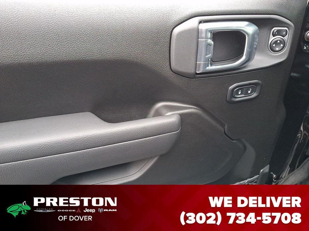 new 2026 Jeep Wrangler car, priced at $46,090