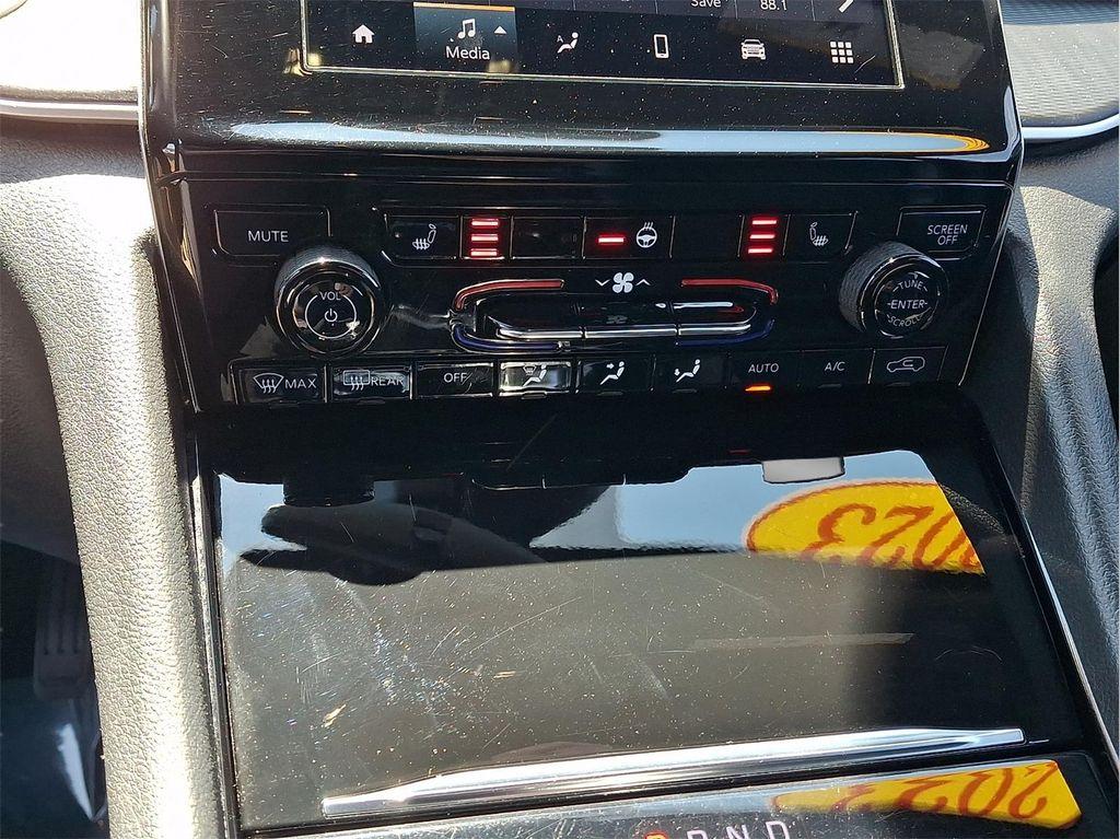 used 2023 Jeep Grand Cherokee L car, priced at $29,000