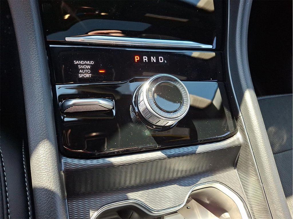 new 2026 Jeep Grand Cherokee car, priced at $47,050