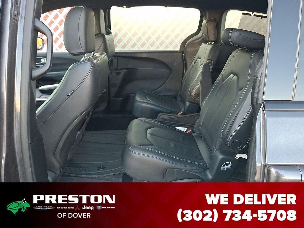 used 2020 Chrysler Pacifica car, priced at $19,995