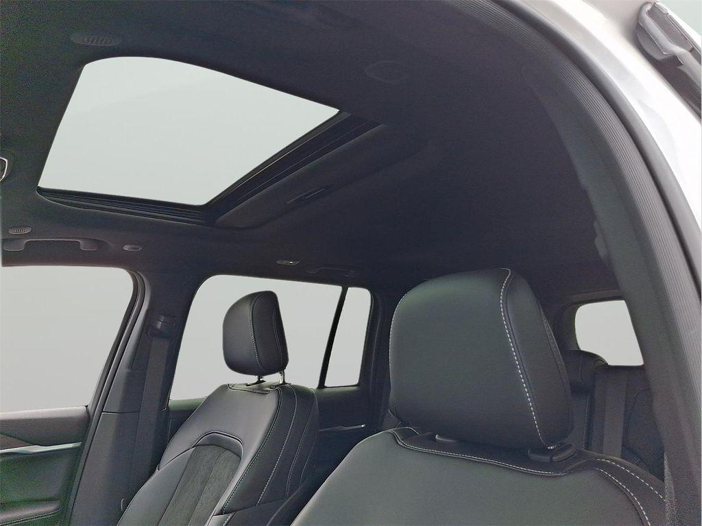 new 2026 Jeep Grand Cherokee car, priced at $44,179