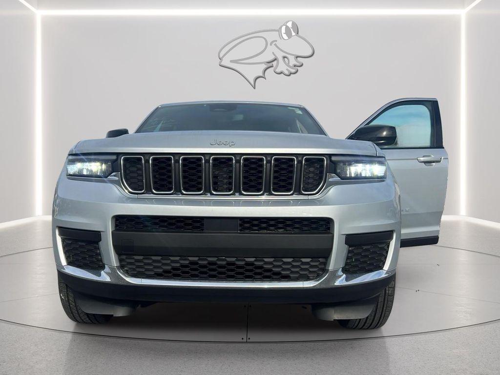 used 2024 Jeep Grand Cherokee L car, priced at $29,500