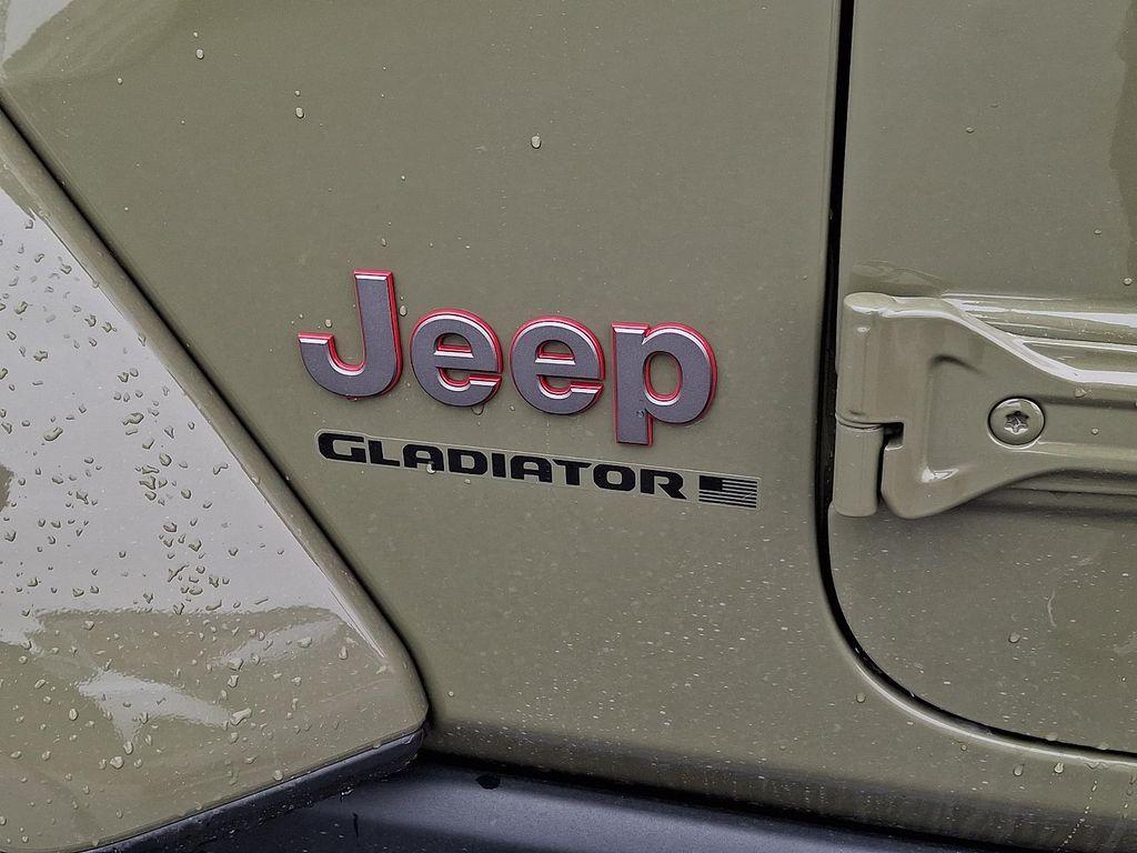 new 2026 Jeep Gladiator car, priced at $58,054