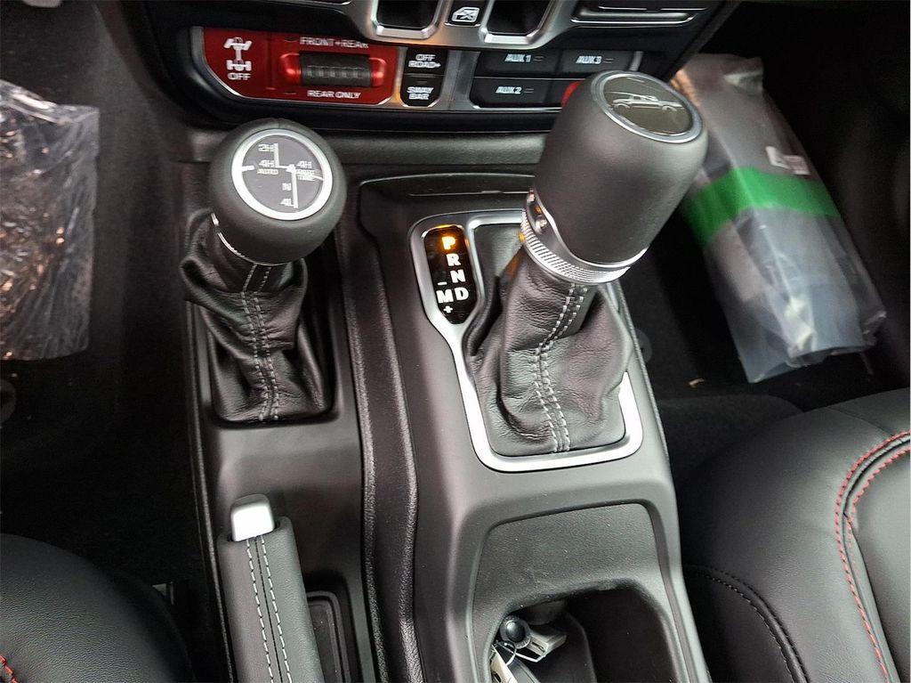 new 2026 Jeep Gladiator car, priced at $58,054
