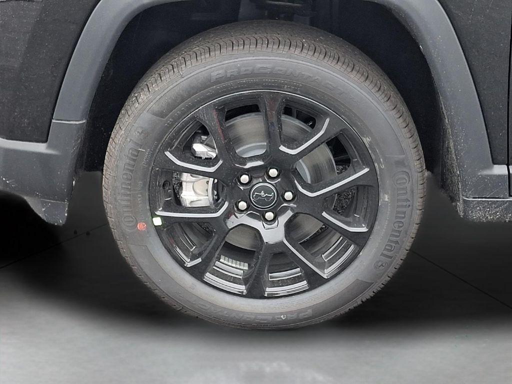new 2026 Jeep Compass car, priced at $30,859