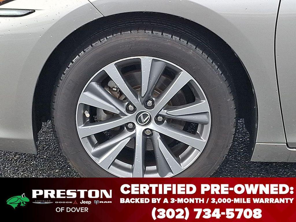 used 2020 Lexus ES 300h car, priced at $27,500