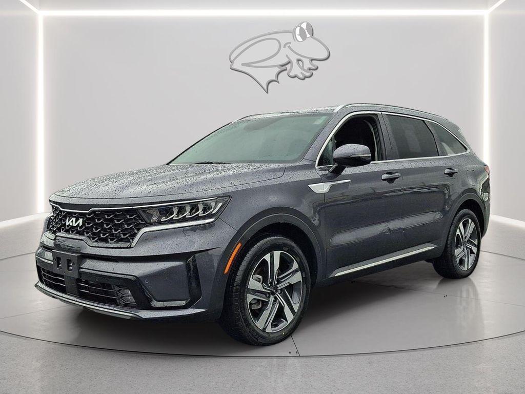 used 2023 Kia Sorento Hybrid car, priced at $28,500