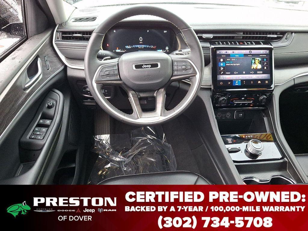 used 2024 Jeep Grand Cherokee car, priced at $32,895