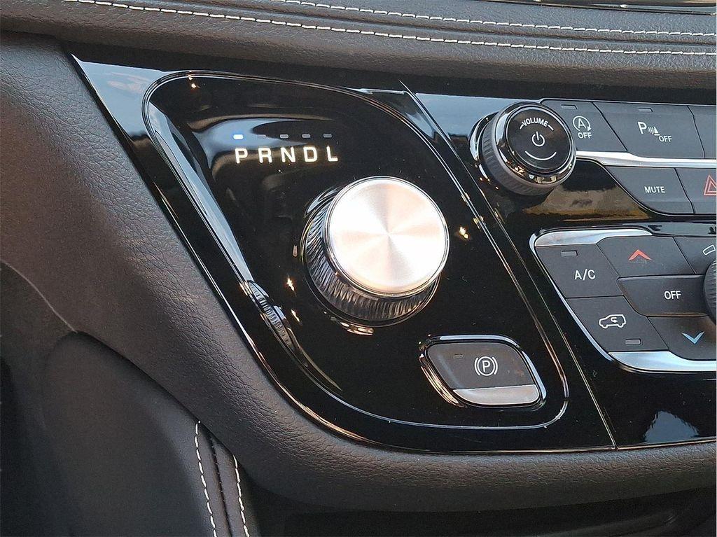 new 2026 Chrysler Pacifica car, priced at $51,034