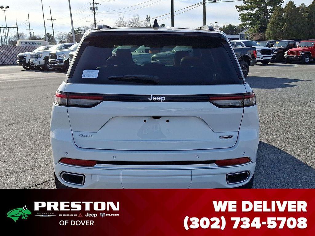 new 2025 Jeep Grand Cherokee car, priced at $54,735