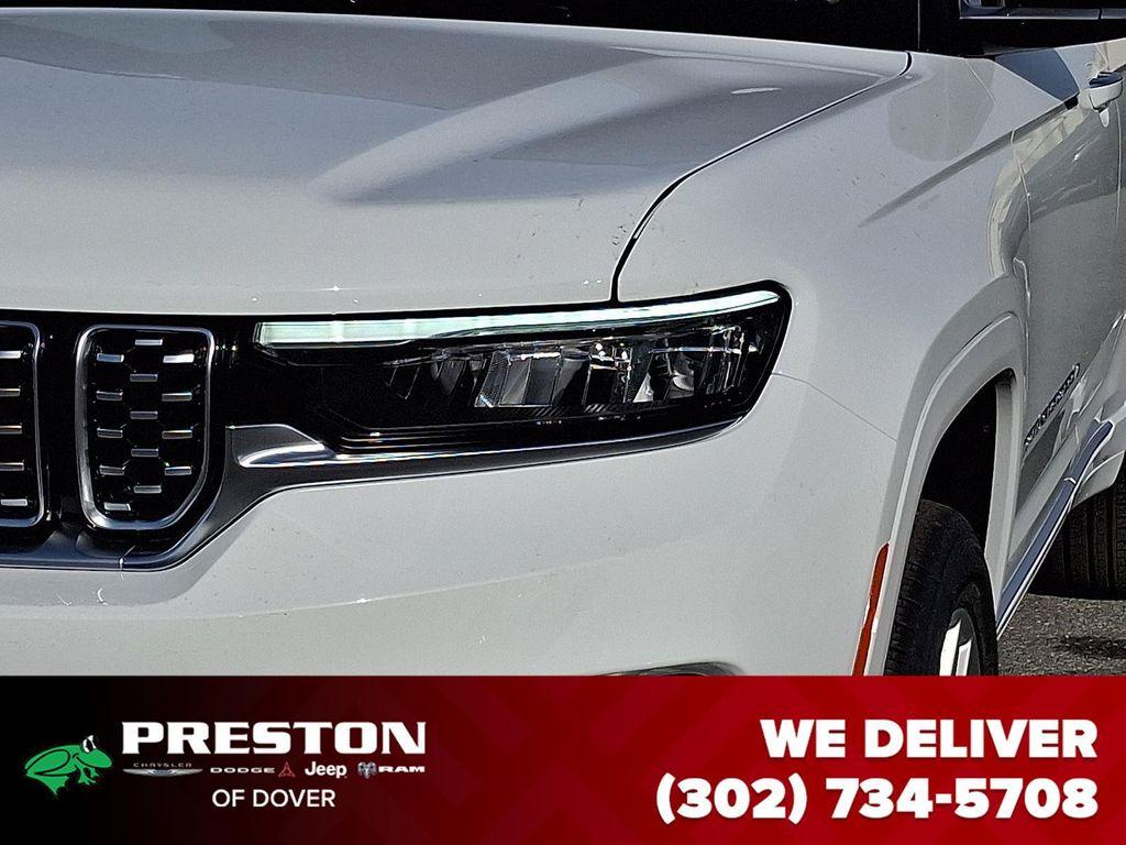 new 2025 Jeep Grand Cherokee car, priced at $54,735