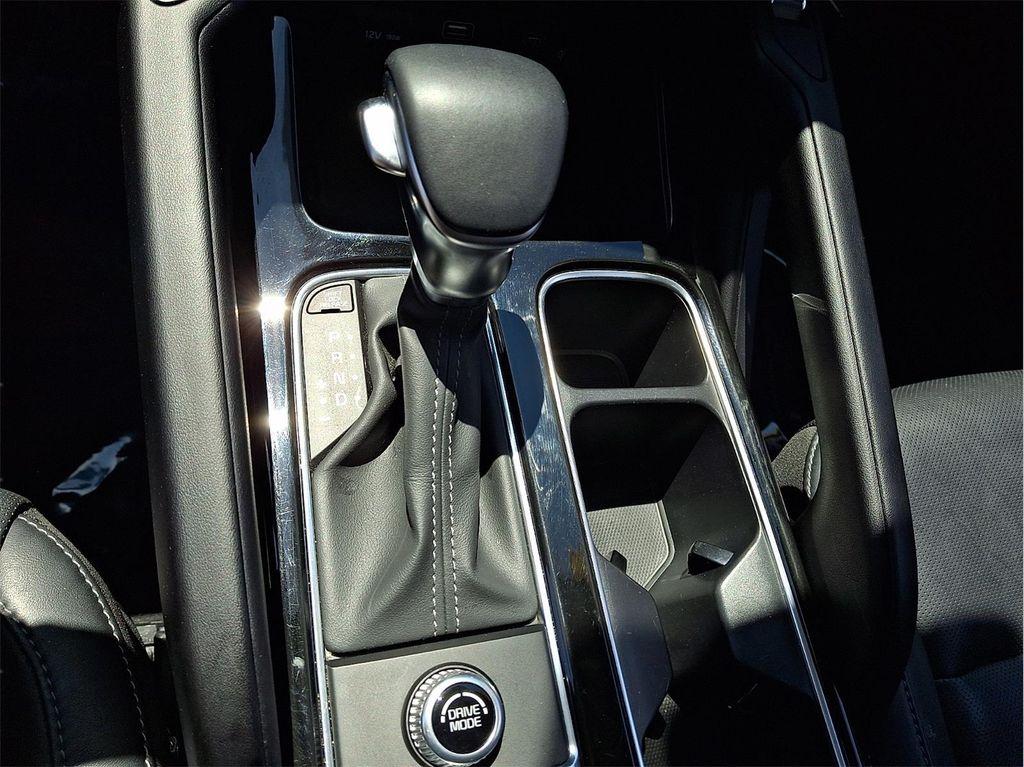 used 2025 Kia Telluride car, priced at $31,500