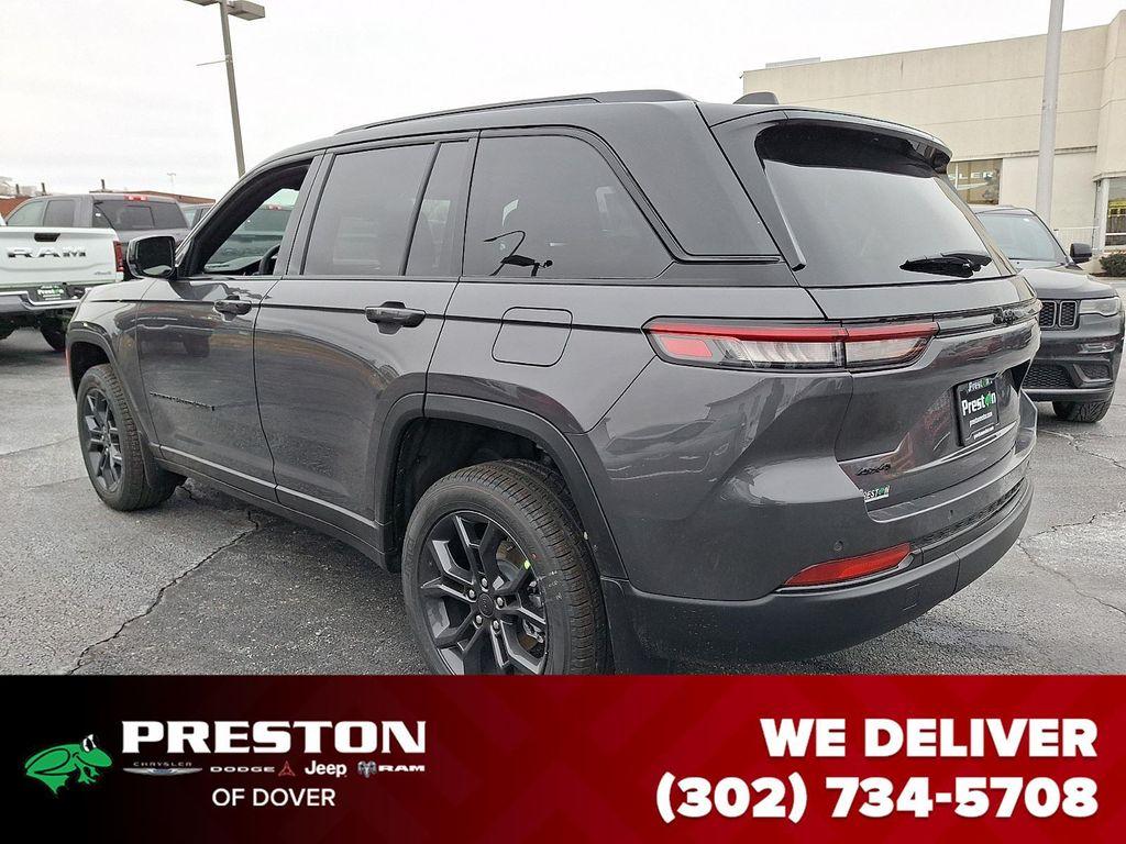 new 2025 Jeep Grand Cherokee car, priced at $48,415