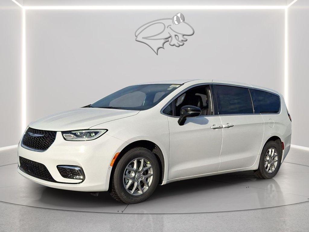 new 2026 Chrysler Pacifica car, priced at $40,635