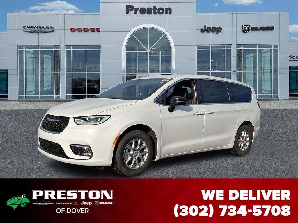 new 2026 Chrysler Pacifica car, priced at $40,935