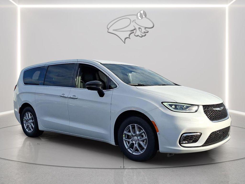 new 2026 Chrysler Pacifica car, priced at $41,434