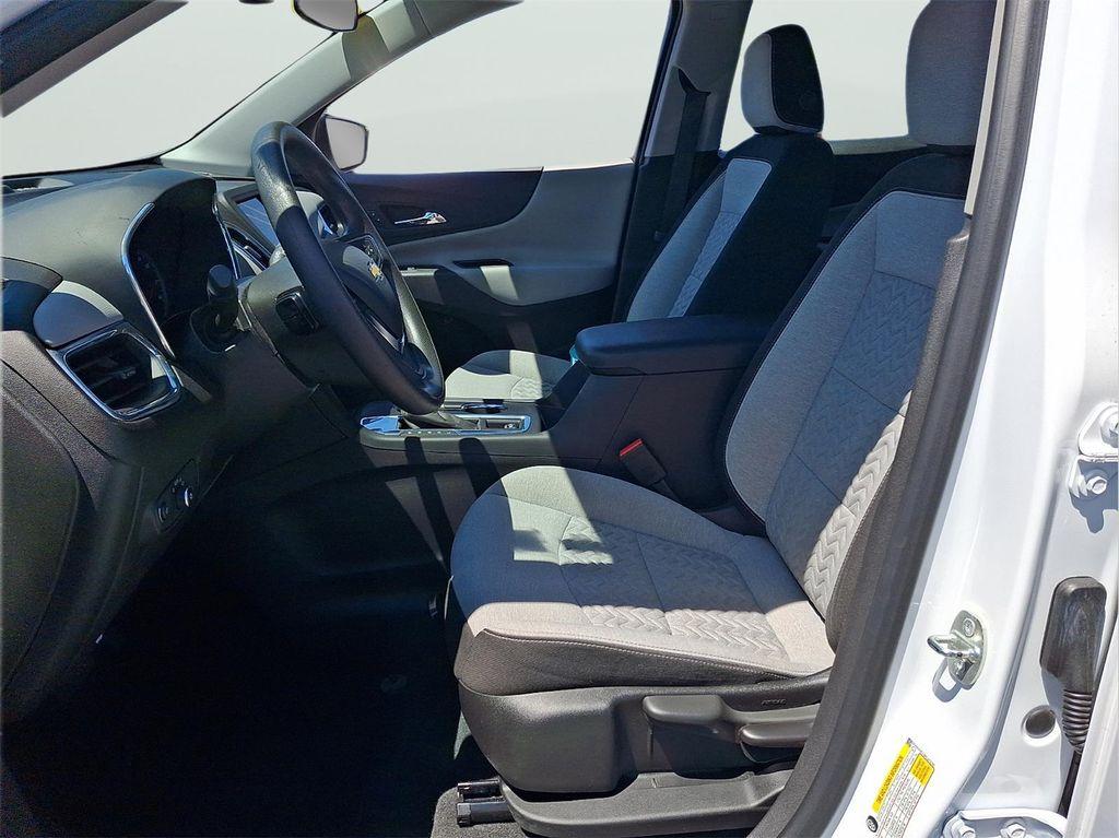 used 2023 Chevrolet Equinox car, priced at $25,000