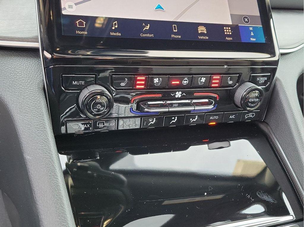 new 2024 Jeep Grand Cherokee 4xe car, priced at $43,943
