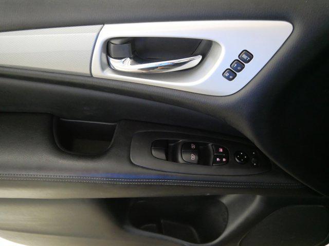 used 2020 Nissan Pathfinder car, priced at $13,347