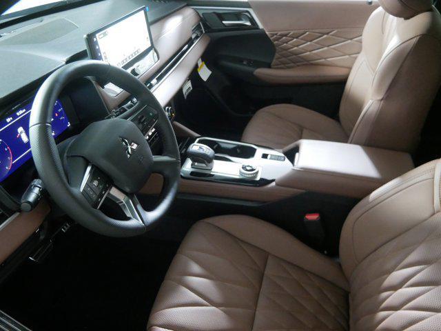 new 2025 Mitsubishi Outlander car, priced at $40,294
