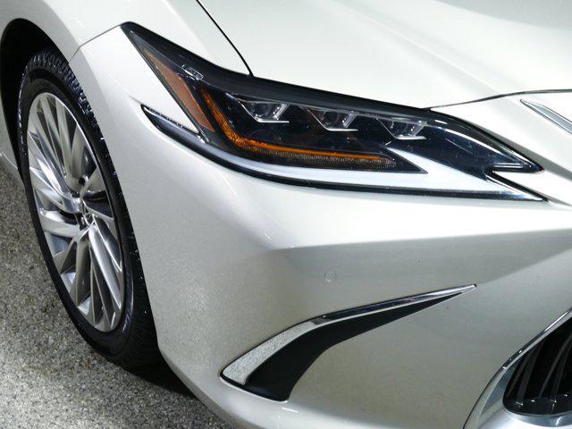 used 2021 Lexus ES 300h car, priced at $30,500