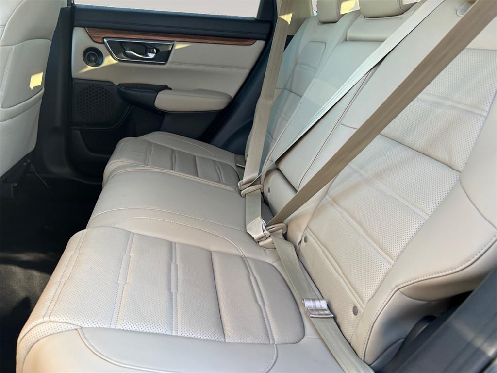 used 2017 Honda CR-V car, priced at $21,875