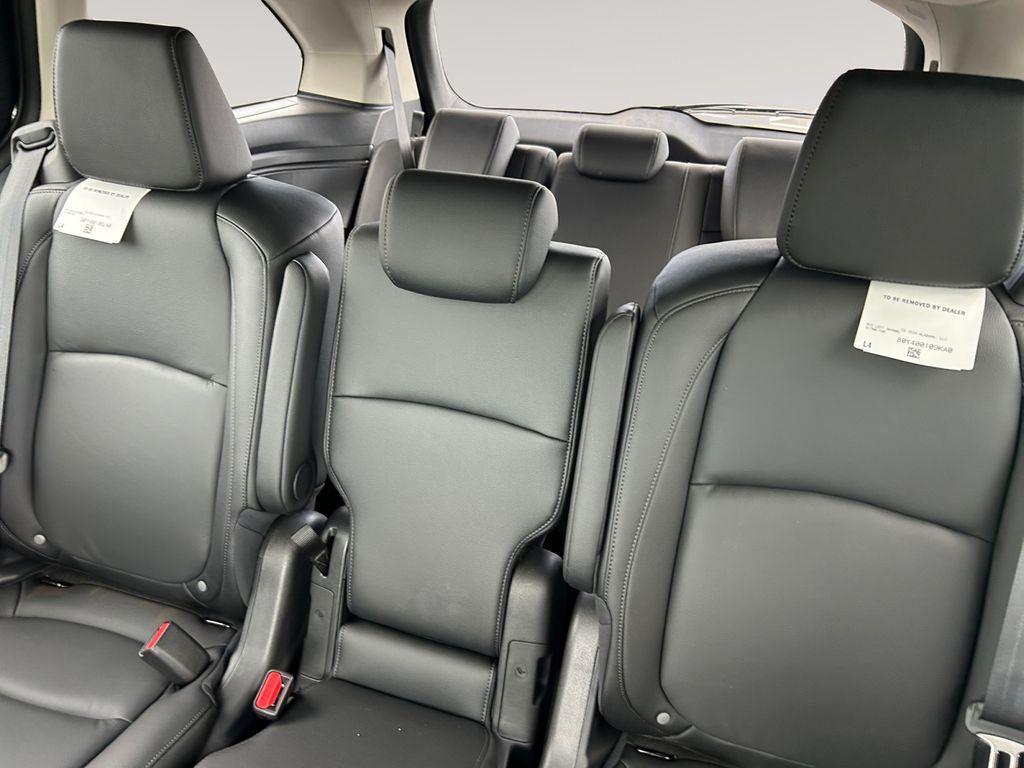 new 2026 Honda Odyssey car, priced at $44,780