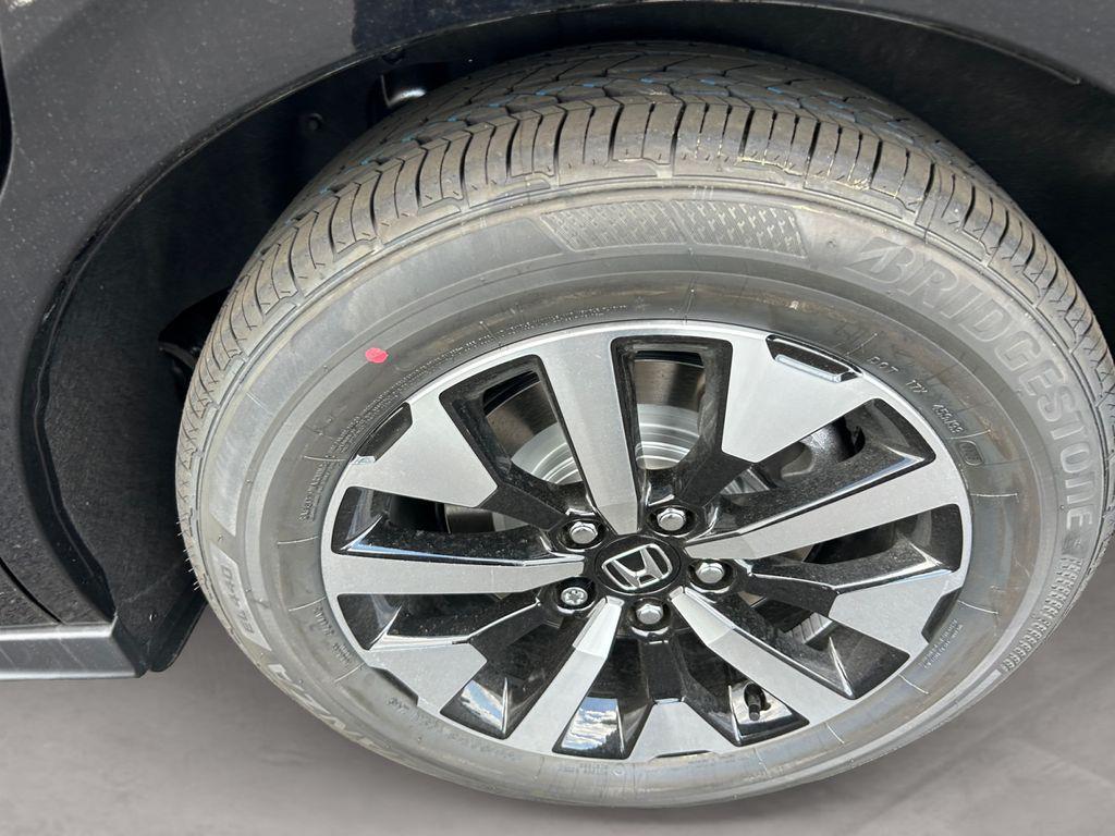 new 2026 Honda Odyssey car, priced at $44,780
