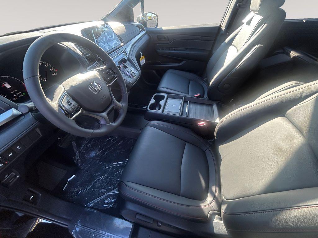 new 2026 Honda Odyssey car, priced at $45,390