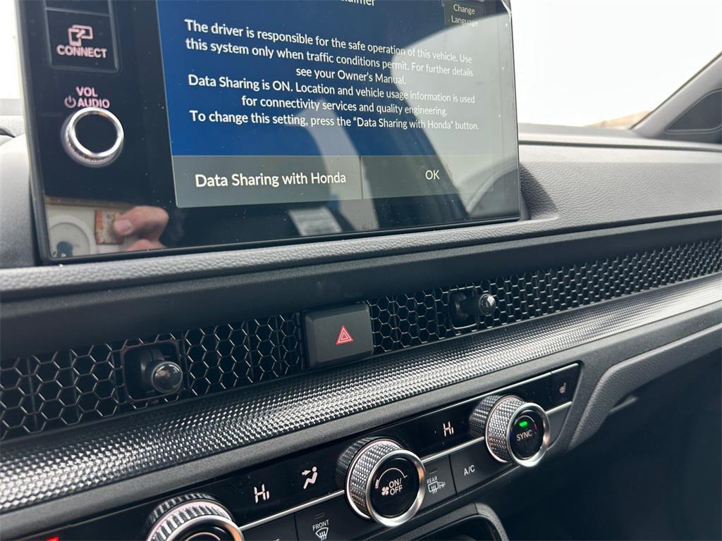 new 2026 Honda CR-V Hybrid car, priced at $41,675