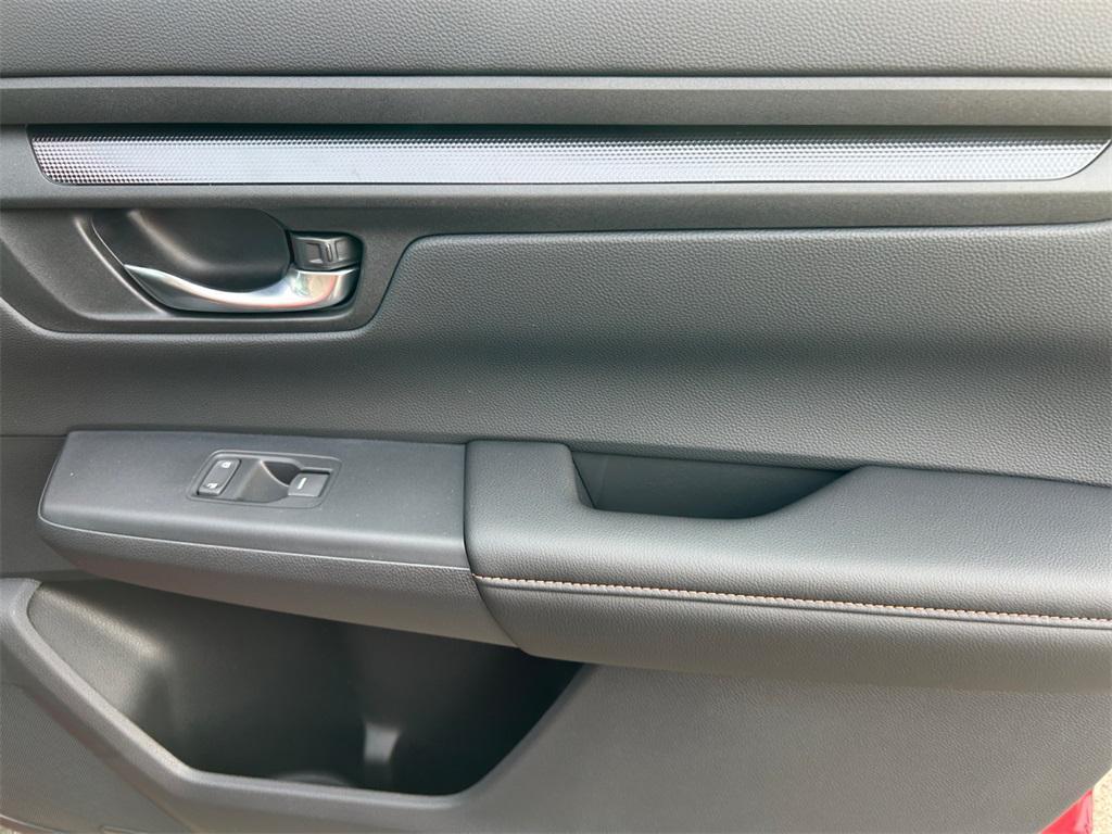 new 2026 Honda CR-V Hybrid car, priced at $40,705