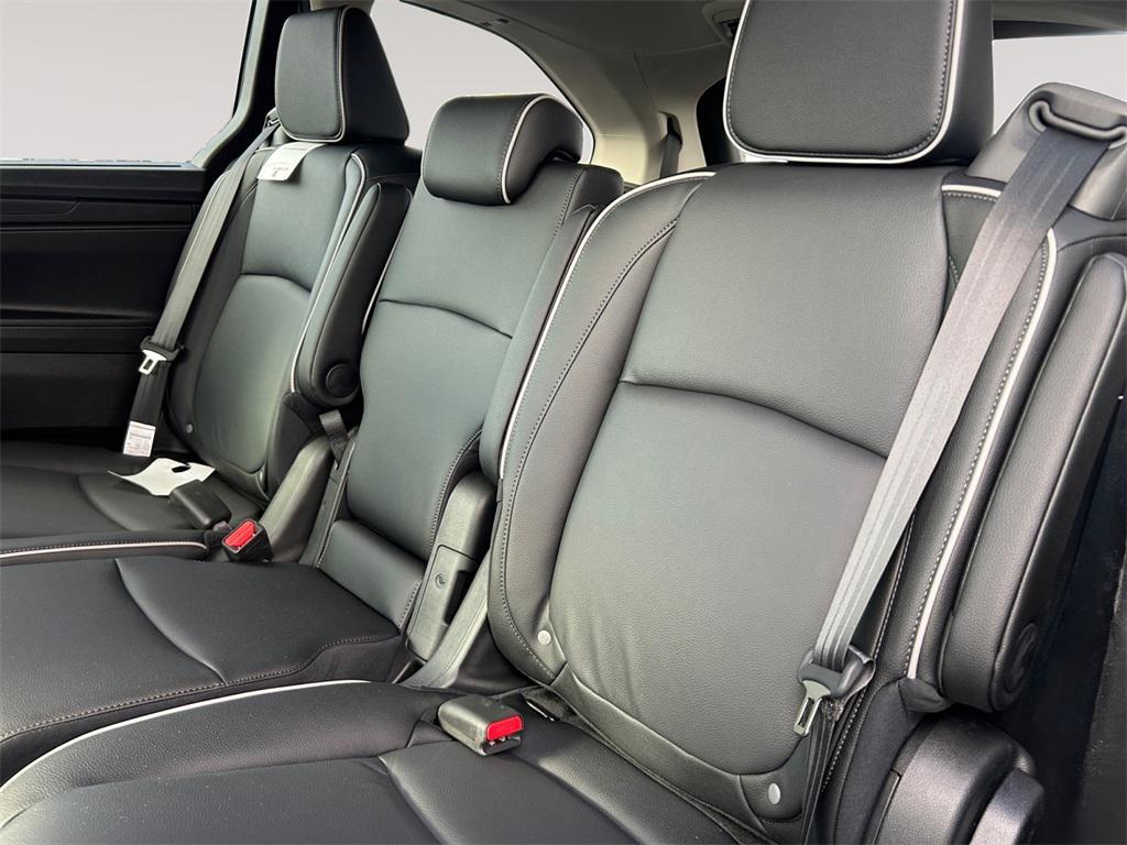 new 2026 Honda Odyssey car, priced at $48,990