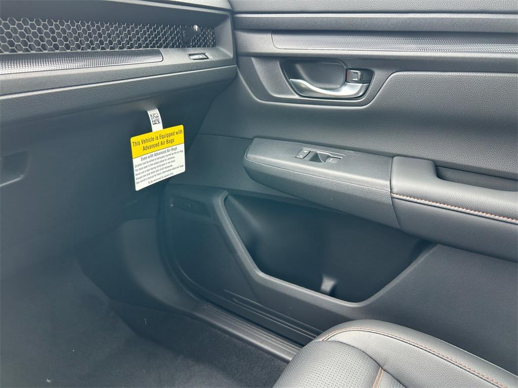 new 2026 Honda CR-V Hybrid car, priced at $41,675