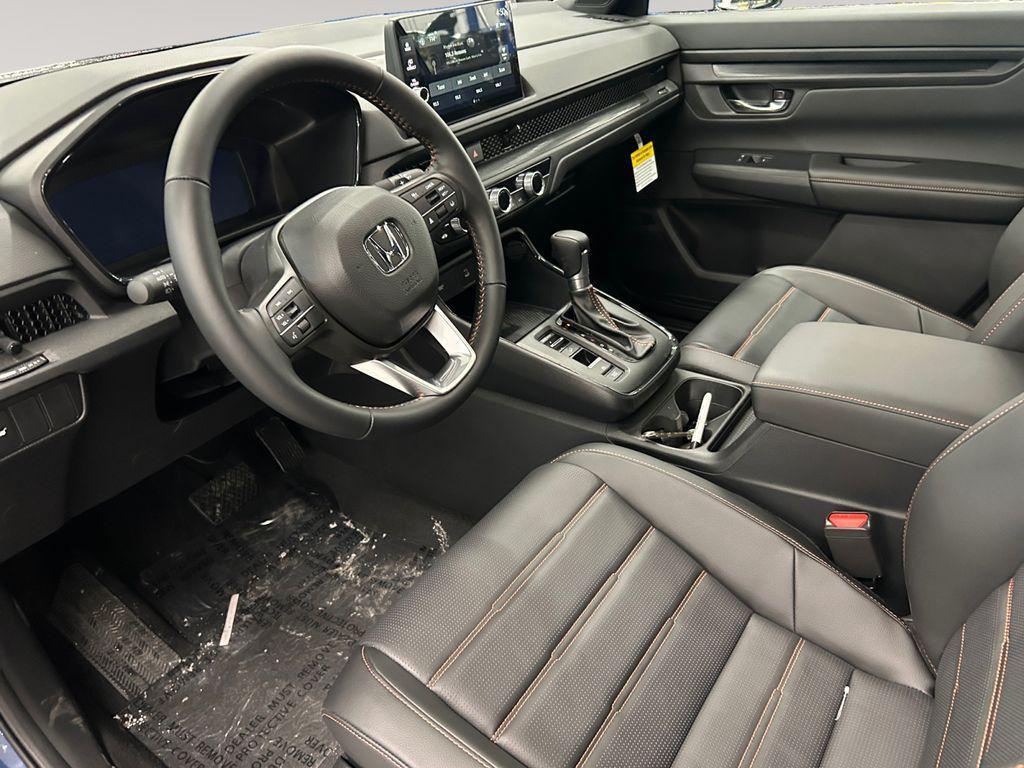 new 2026 Honda CR-V Hybrid car, priced at $41,675