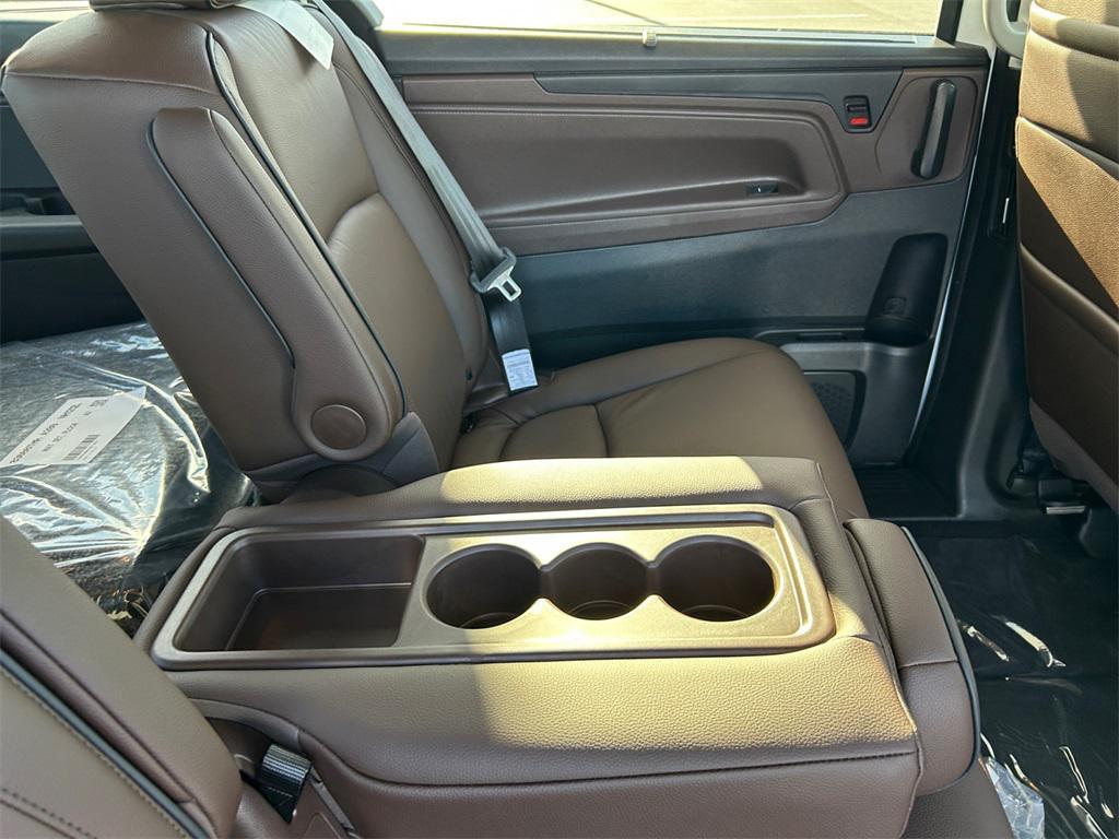 new 2026 Honda Odyssey car, priced at $49,445
