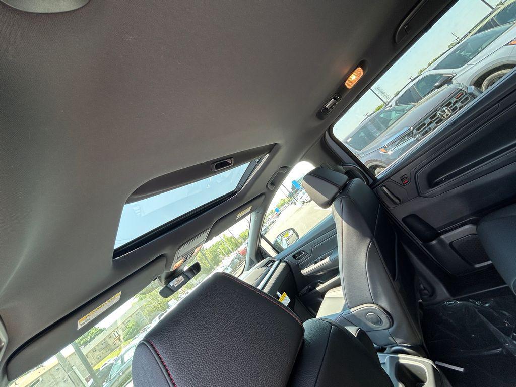 new 2026 Honda Odyssey car, priced at $46,335