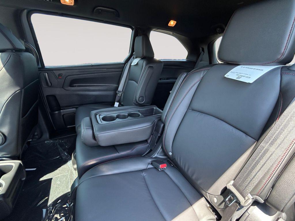 new 2026 Honda Odyssey car, priced at $46,335