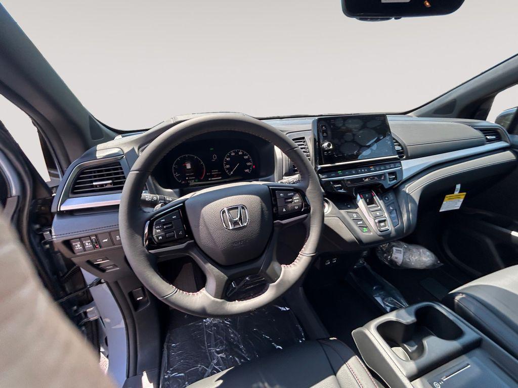 new 2026 Honda Odyssey car, priced at $46,335