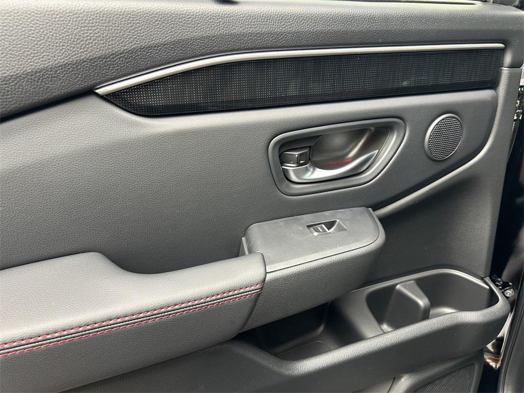 new 2025 Honda Pilot car, priced at $56,075