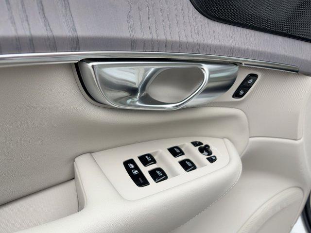 new 2026 Volvo XC90 Plug-In Hybrid car, priced at $85,745