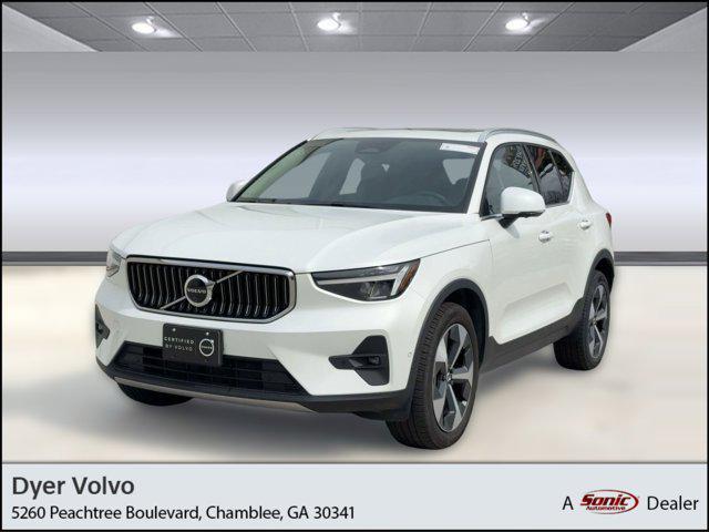 used 2025 Volvo XC40 car, priced at $32,898