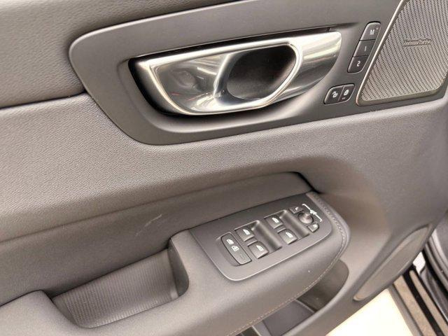 new 2026 Volvo XC60 car, priced at $63,035