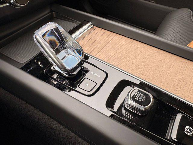 new 2026 Volvo XC60 car, priced at $63,035