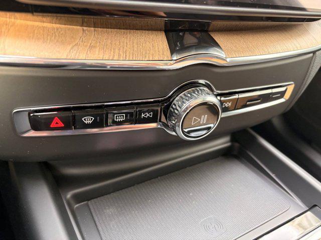 new 2026 Volvo XC60 car, priced at $52,185