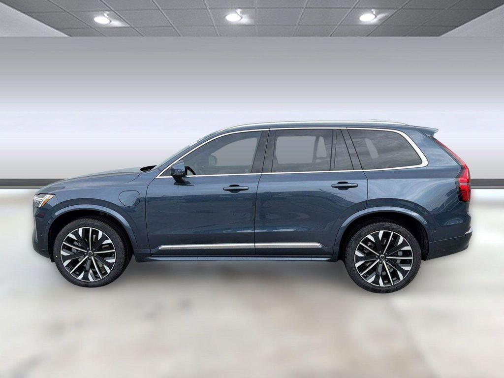 new 2026 Volvo XC90 Plug-In Hybrid car, priced at $74,088