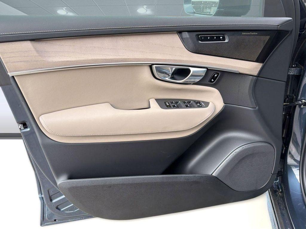 new 2026 Volvo XC90 Plug-In Hybrid car, priced at $74,088