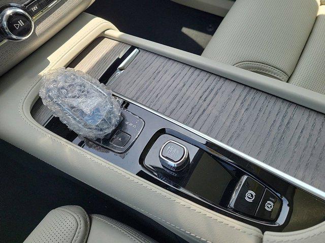 new 2024 Volvo XC90 Recharge Plug-In Hybrid car, priced at $74,395