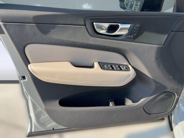 new 2026 Volvo XC60 car, priced at $57,985