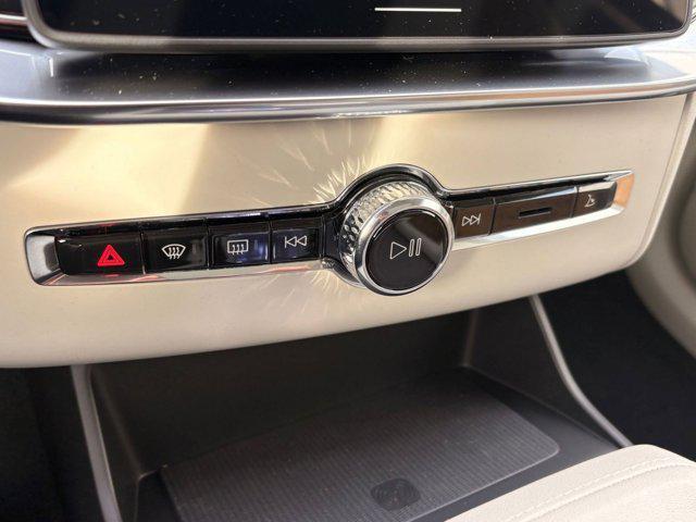 new 2026 Volvo XC90 Plug-In Hybrid car, priced at $77,538